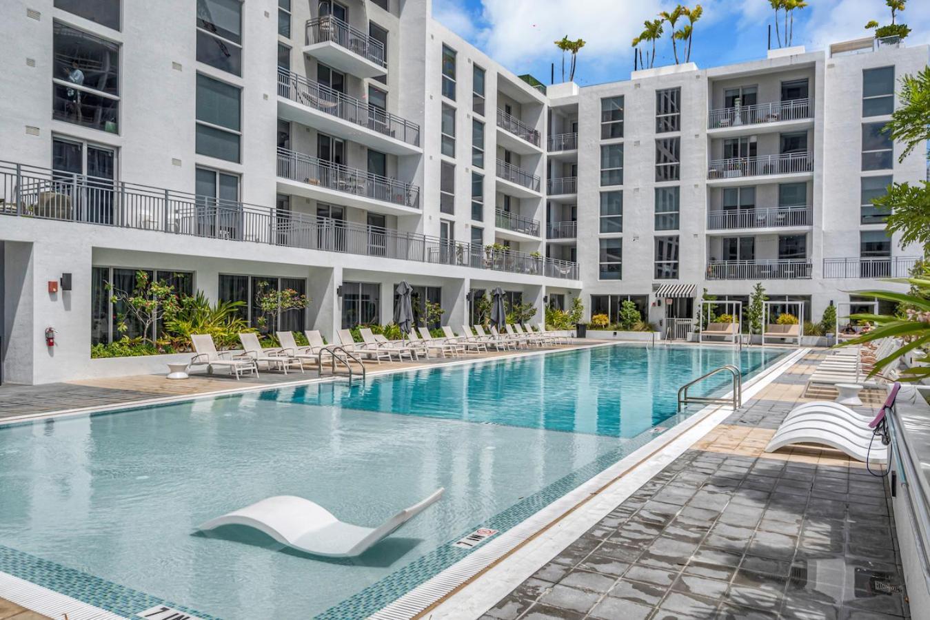 Amazing 3 Bed Unit In Dwntwn Miami With Free Parking Lägenhet Exteriör bild