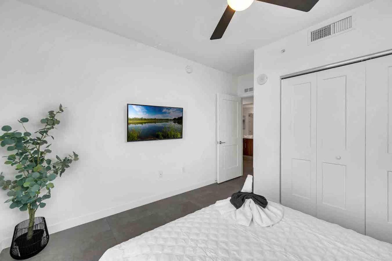 Amazing 3 Bed Unit In Dwntwn Miami With Free Parking Lägenhet Exteriör bild