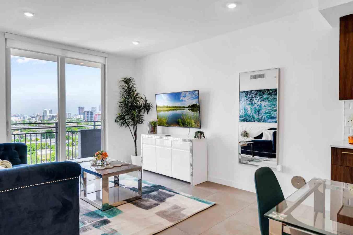 Amazing 3 Bed Unit In Dwntwn Miami With Free Parking Lägenhet Exteriör bild