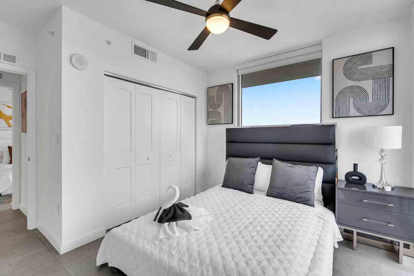 Amazing 3 Bed Unit In Dwntwn Miami With Free Parking Lägenhet Exteriör bild