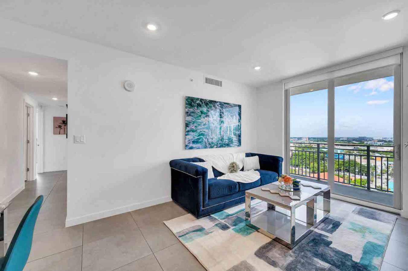 Amazing 3 Bed Unit In Dwntwn Miami With Free Parking Lägenhet Exteriör bild